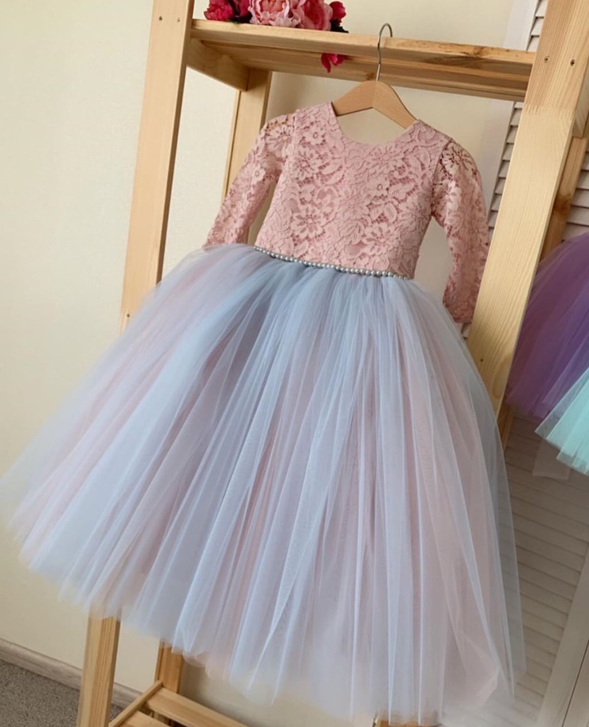 Zolindu Riley Pearls Lace Dress